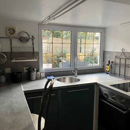 Appartamento Petit Studio De La Maison Du Bonheur - Rez De Jardin Villiers-sur-Marne Esterno foto